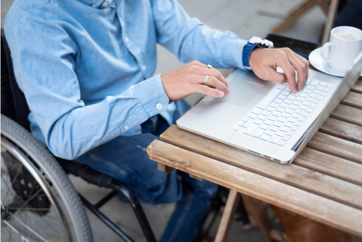 Tecnología Accesible: Un Mundo Incluyente